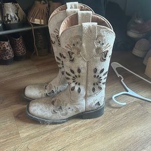 White Cowgirl boots